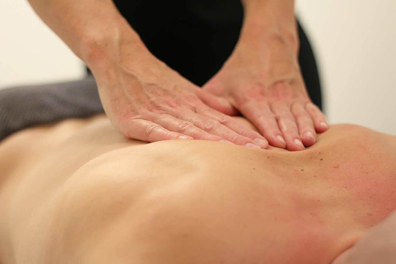 Massage-3795691_1280 - Total Health Clinics